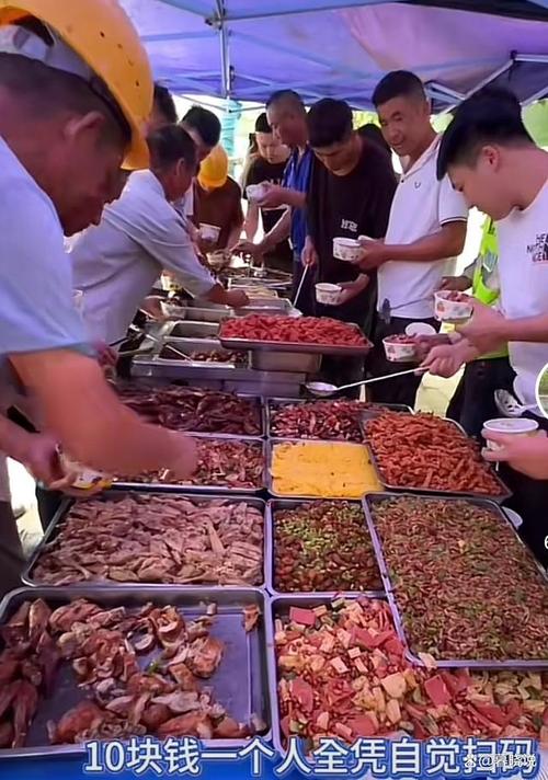 宁波本土网红从流量转向生活 工地卖盒饭月获70万粉丝