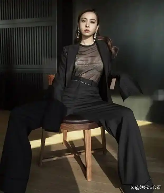 脸高身矮女明星_矮个子女星身高揭秘_娱乐圈哪些女名星很矮