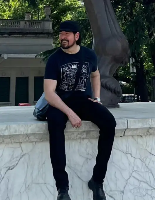 隐退明星生活现状_明星怎么退出娱乐圈_黄元申退圈后生活