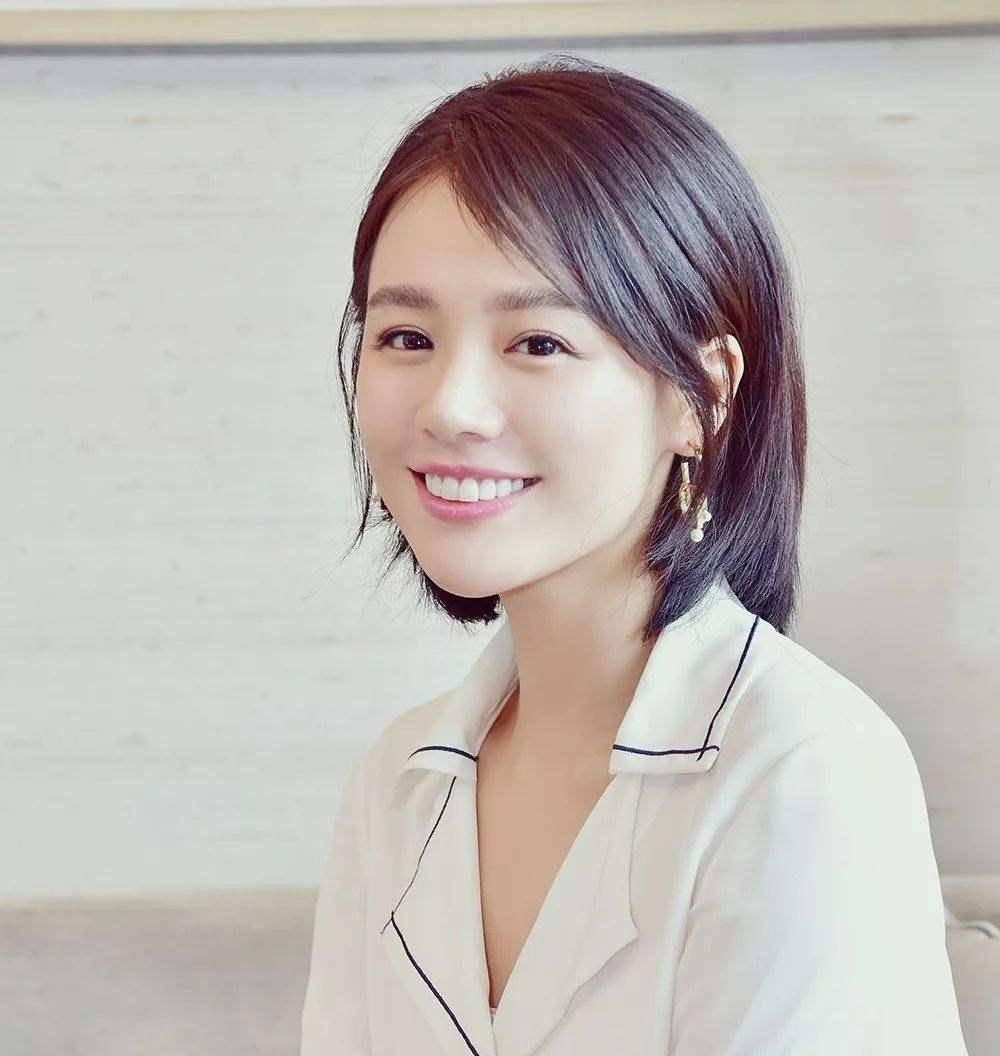 笑容温暖人心的女星_女明星的笑容_笑容治愈力强的女明星