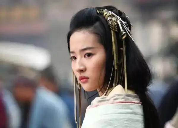 漂亮女明星名字_精致五官女明星_最美的女明星